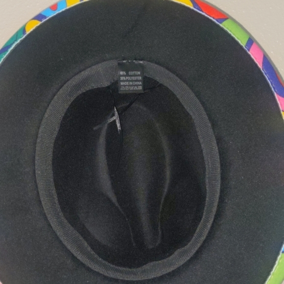 Hat - Picture 2 of 3